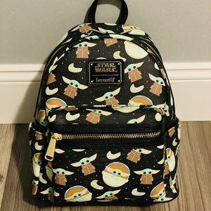 Disney Loungefly The Child Baby Yoda Mini backpack